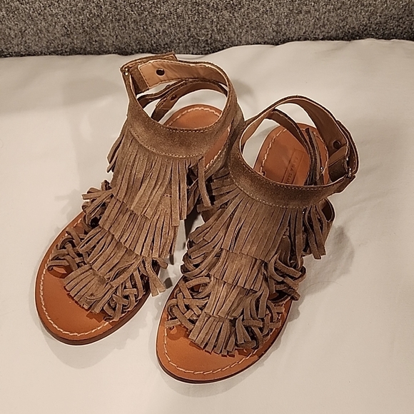 Zara Shoes - Zara Brown Fringe Sandals